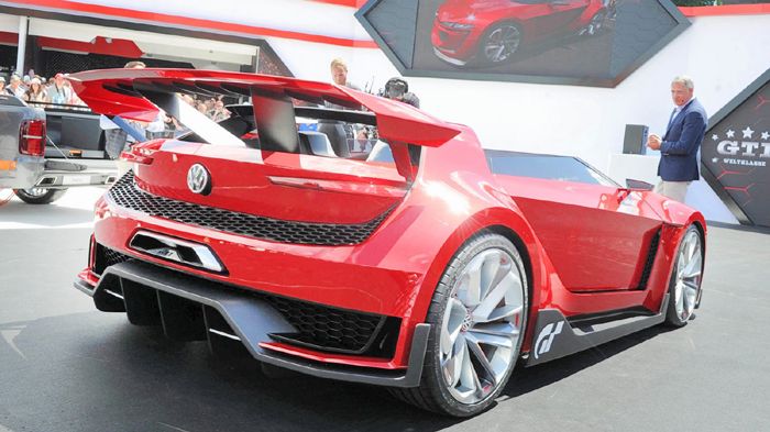 
Το V6 3λιτρο TSI μοτέρ, με διπλό turbo αποδίδει 503 ίππους ισχύος και 560Nm ροπής ανάμεσα στις 4.000 και 6.000 σ.α.λ.
